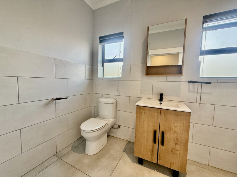 To Let 3 Bedroom Property for Rent in Melodie North West